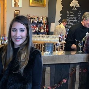 Meet your Posher, Neda
